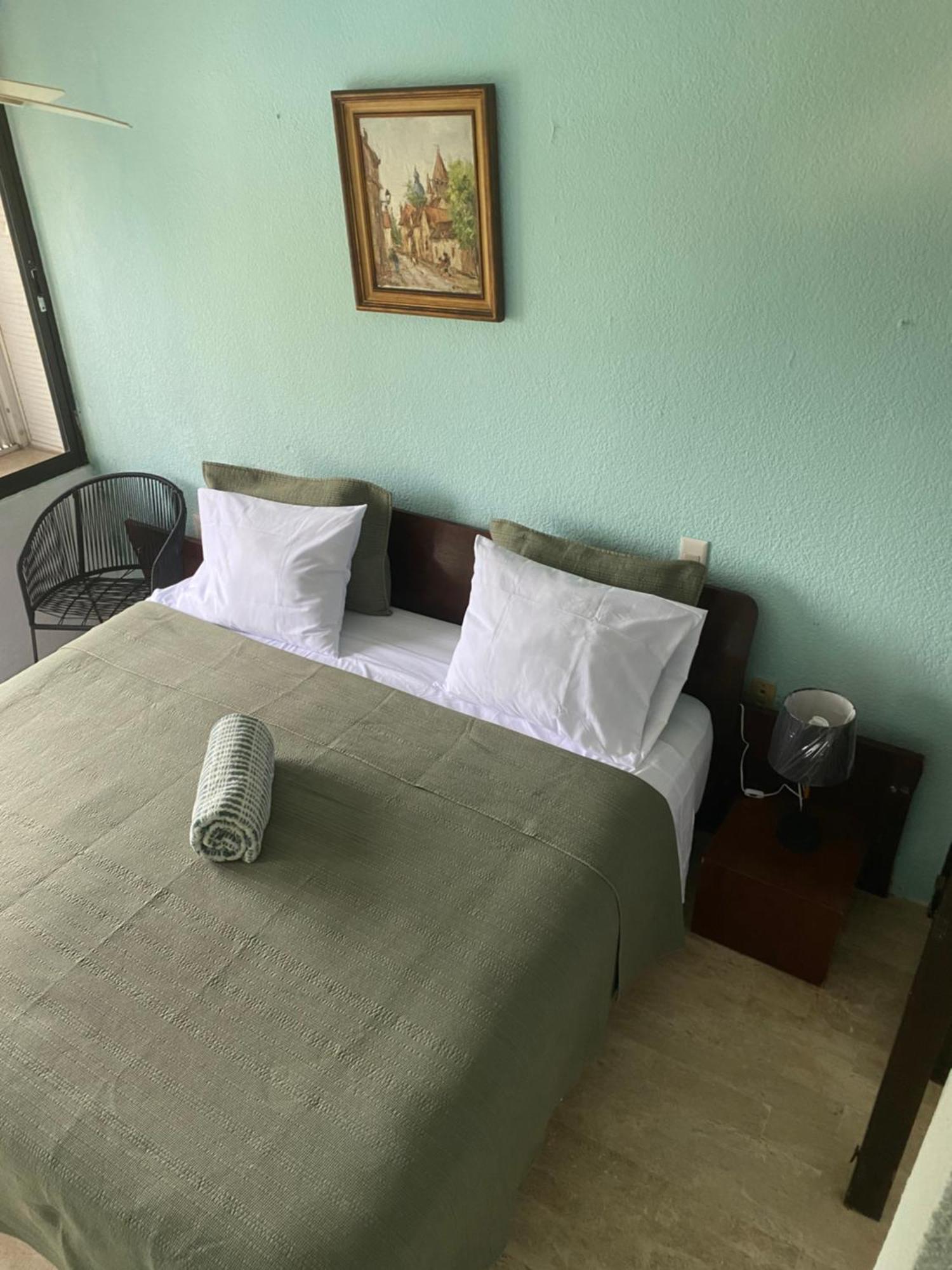 Front Beach Private Room With Shared Bathroom Cancún Kültér fotó